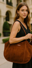Anne Suede Tote Tan