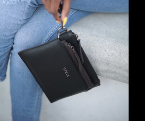 Jaxon Wristlet Black